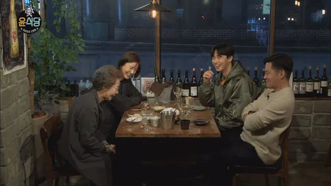 11. 윤식당2호점 코멘터리