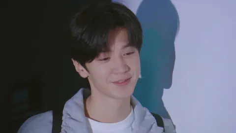 아무도 모르게