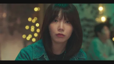 닭발 같은 크리스마스엔 소주를