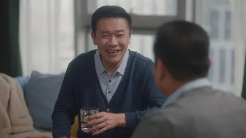 영웅도 평범하게 살 수 있으면 좋을 텐데