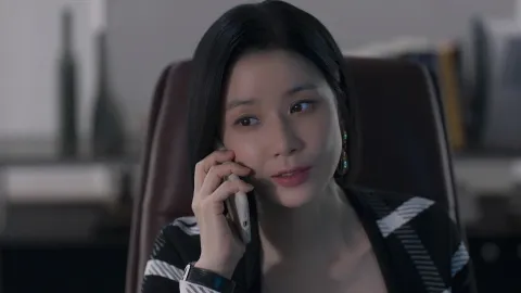 밤에는 태양보다 촛불이 밝은 법