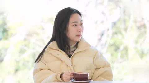 자석처럼 들러붙은 미련
