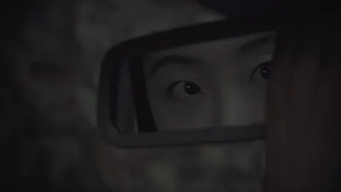 명(命), 귀신을 보는 아이