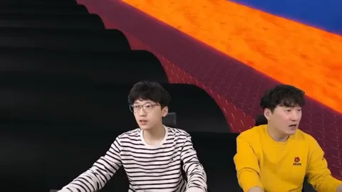 2화: 투표로 생존자를 정하는 게임... 게임 제목이 이상함ㅋㅋㅋ 로블록스 제거되지 않음