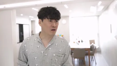 1화: 마녀 술래잡기 !! 빗자루를 타고 쫓아다니는 남자 마녀 피하기 게임ㅋㅋㅋ 외