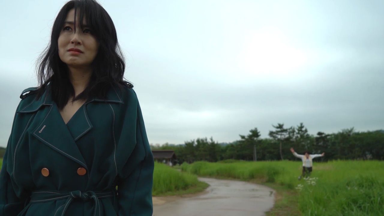 그녀는 과연 누가 죽였을까?