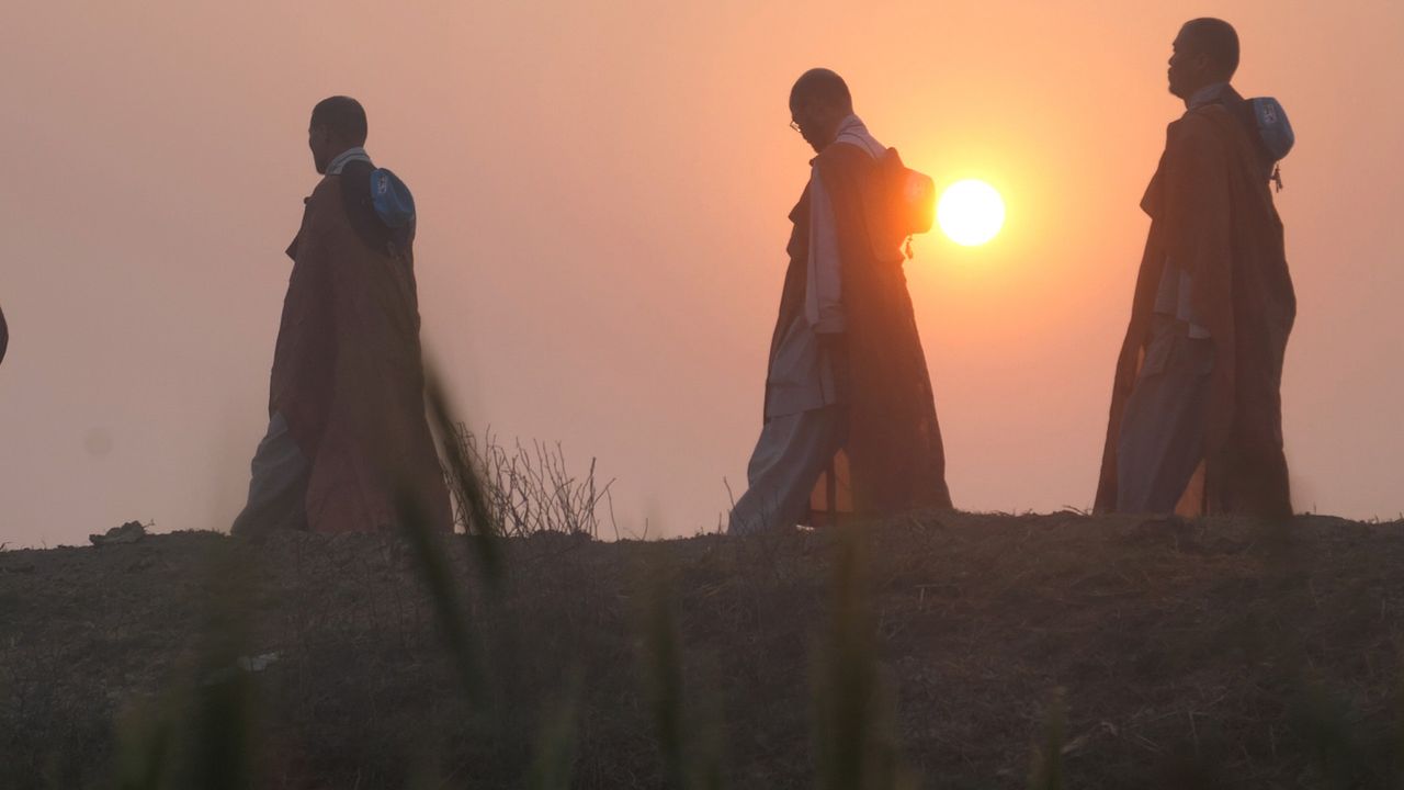 세계를 뒤흔든 43일
