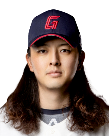 김원중, the player with the most 세이브s in the league
