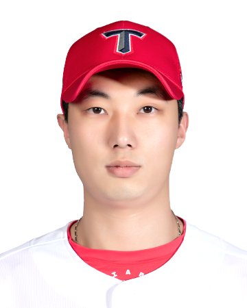 박건우