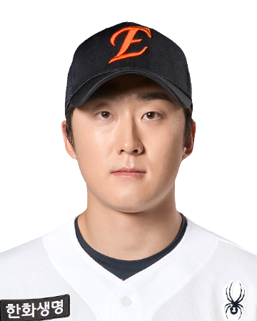 장유호