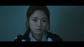 포스터 이미지